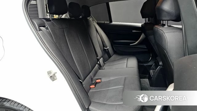BMW 1 Series (F20) 2018 Белый из Кореи, фото 3