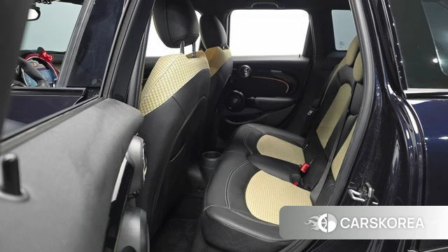 Mini Cooper S 2023 Черный из Кореи, фото 3