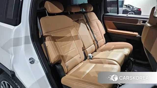 Hyundai Santa Fe (MX5) 2023 Белый из Кореи, фото 3