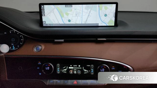 Genesis GV70 2023 Белый из Кореи, фото 3