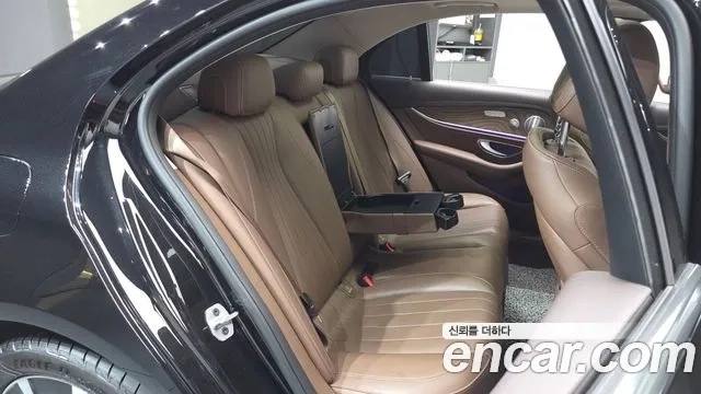 Mercedes-Benz E-Class W213 2019 Черный из Кореи, фото 3
