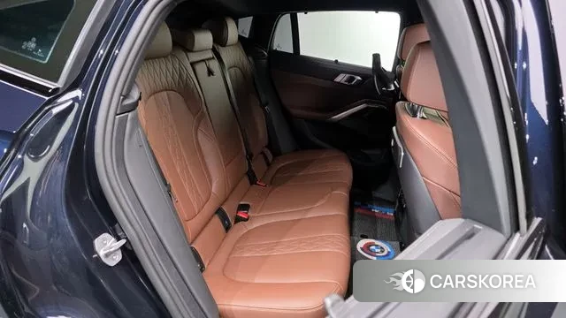 BMW X6 (G06) 2023 Черный из Кореи, фото 3