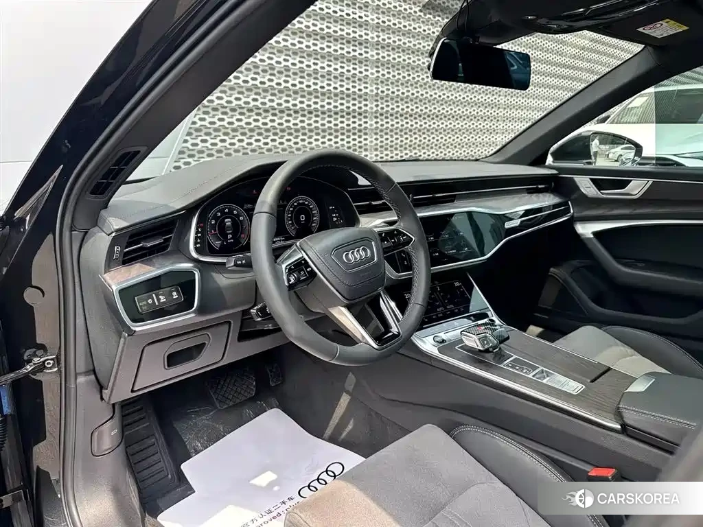 Audi A6L 2023 Черный из Китая, фото 3