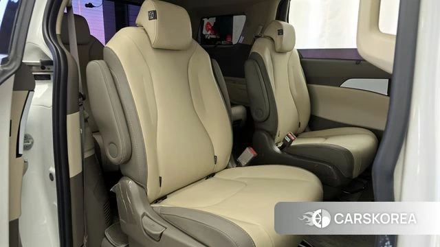 Kia Carnival 4th generation 2023 Белый из Кореи, фото 3