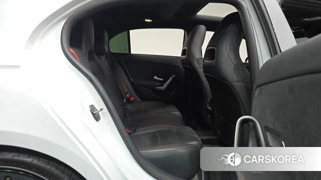 Mercedes-Benz A-Class W177 2021 Белый из Кореи, фото 3