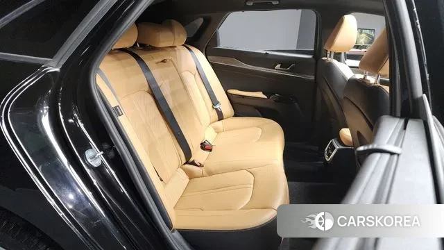 Kia K5 3rd generation 2023 Черный из Кореи, фото 3