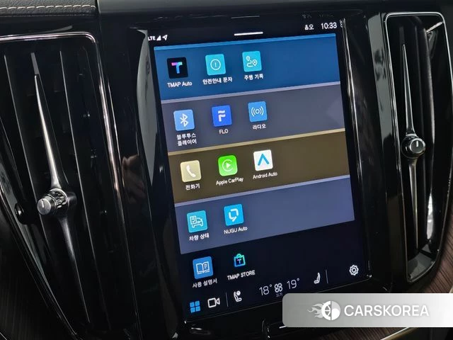 Volvo XC60 second Generation 2022 Черный из Кореи, фото 3