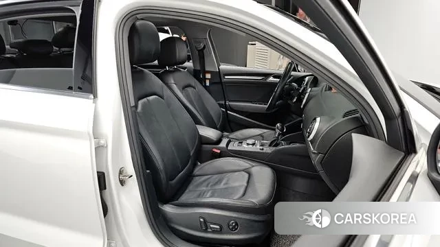 Audi New A3 2018 Белый из Кореи, фото 3