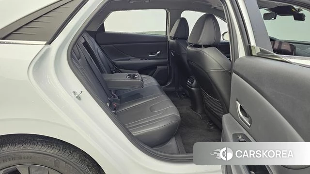 Hyundai Avante (CN7) 2023 Белый из Кореи, фото 3