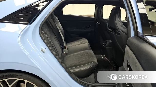 Hyundai Avante (CN7) 2022 Небесно-голубой из Кореи, фото 3