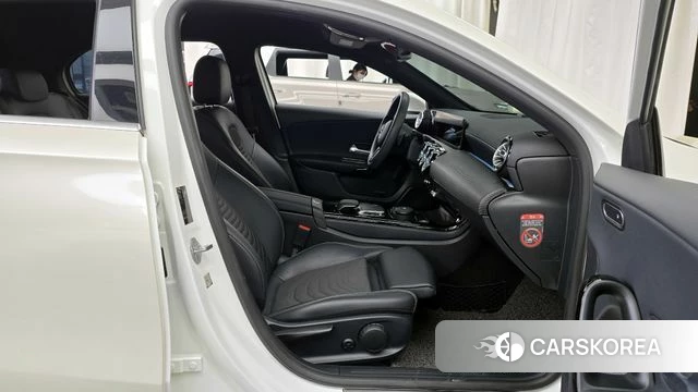 Mercedes-Benz A-Class W177 2020 Белый из Кореи, фото 3