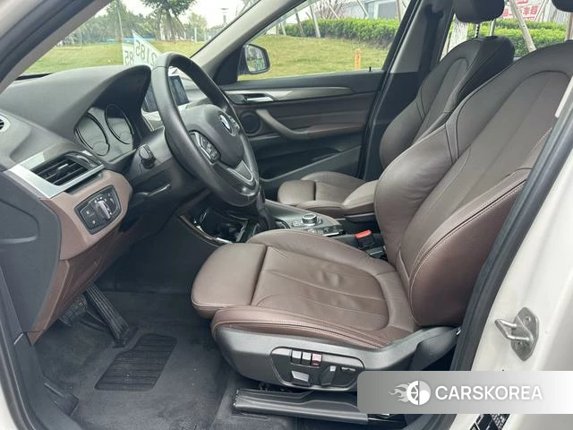 BMW X1 2019 Белый из Китая, фото 3