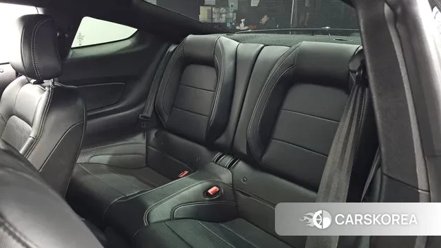 Ford Mustang 2018 Черный из Кореи, фото 3