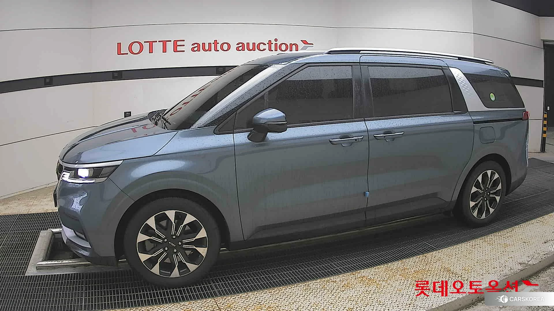 Kia Carnival 2023 Другое из Кореи, фото 3