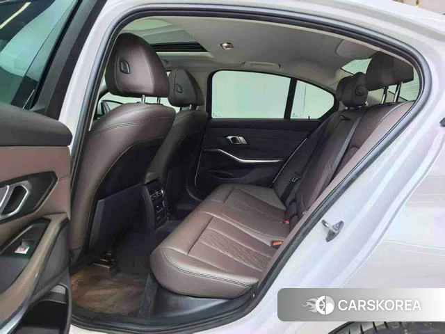BMW 3 series 2022 Белый из Китая, фото 3