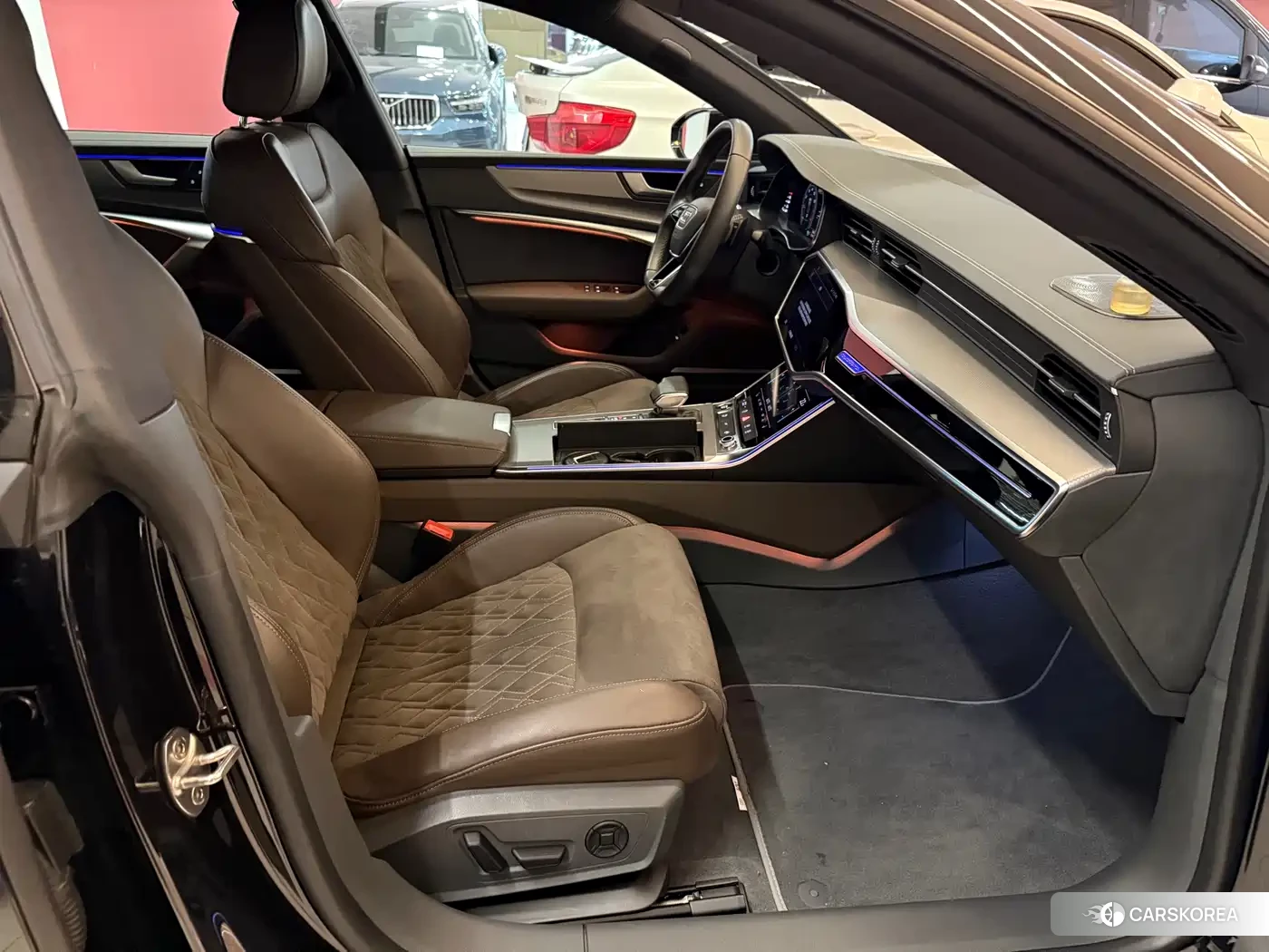 Audi A7L 2023 Черный из Китая, фото 3