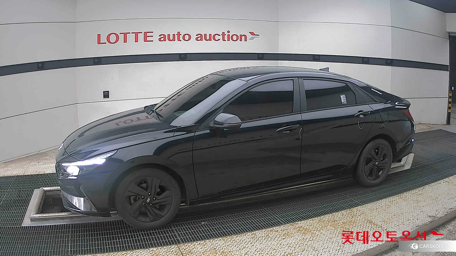 Hyundai Avante 2023 Phantom Black Pearl из Кореи, фото 3
