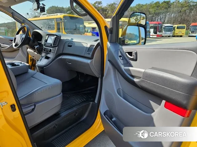 Hyundai The New Grand Starex 2019 Желтый из Кореи, фото 3