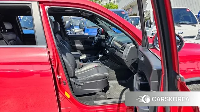 Ssangyong The New Rexton Sport 2021 Красный из Кореи, фото 3