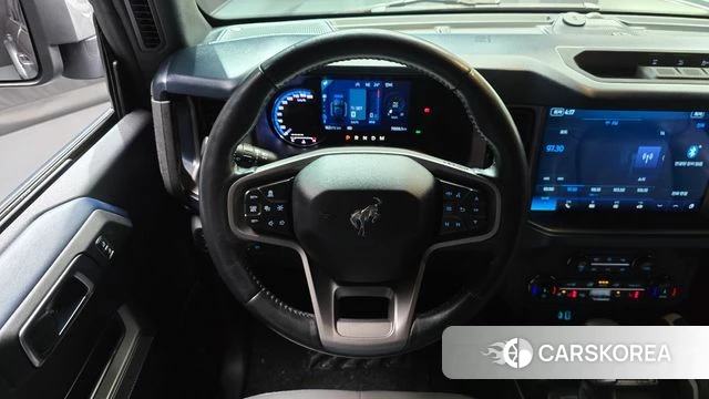 Ford Bronco 6th Generation 2022 Серый из Кореи, фото 3