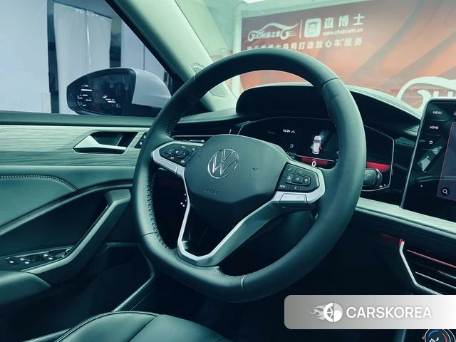 Volkswagen Sagitar 2026 Белый из Китая, фото 3