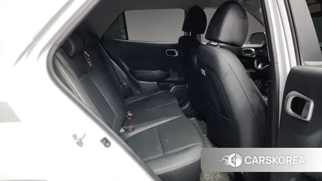 Hyundai Venue 2022 Белый из Кореи, фото 3