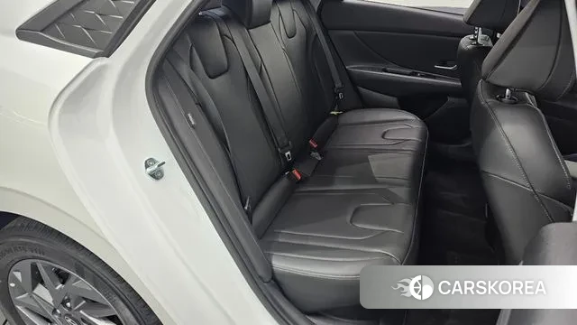 Hyundai The New Avante Hybrid (CN7) 2025 Белый из Кореи, фото 3