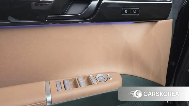 Hyundai Grandeur Hybrid (GN7) 2023 Черный из Кореи, фото 3
