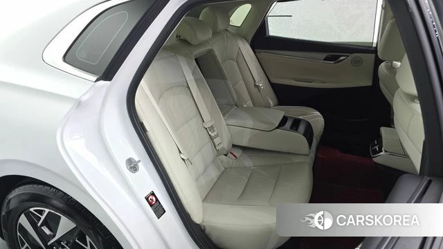 Hyundai The New Grandeur IG Hybrid 2022 Белый из Кореи, фото 3