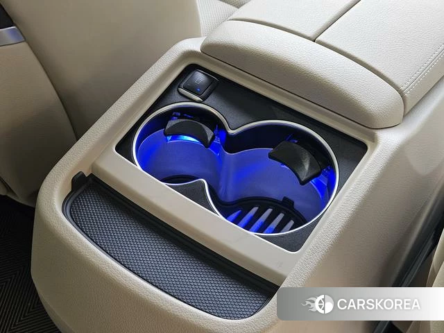 Mercedes-Benz V-class 2025 Черный из Китая, фото 3
