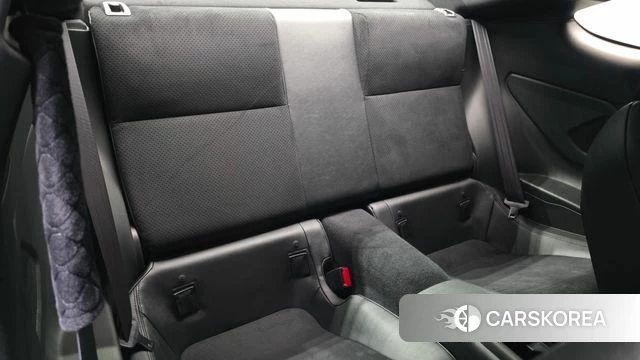 Toyota GR86 2025 Серебряный из Кореи, фото 3