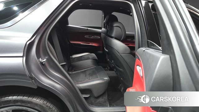 Genesis GV70 2022 Серый из Кореи, фото 3