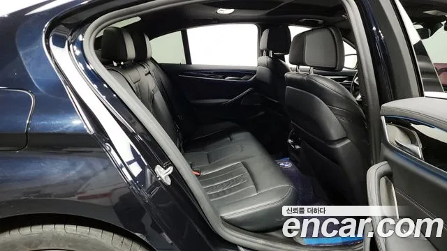 BMW 5 Series (G30) 2021 Черный из Кореи, фото 3