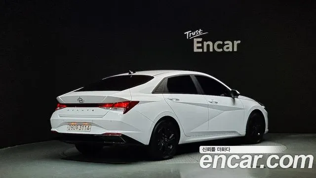 Hyundai Avante Hybrid (CN7) 2021 Белый из Кореи, фото 3