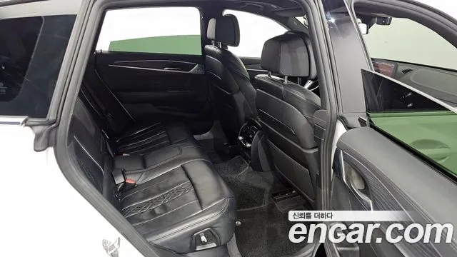 BMW 6 Series GT (G32) 2022 Белый из Кореи, фото 3