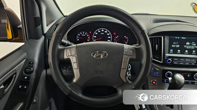Hyundai The New Grand Starex 2021 Желтый из Кореи, фото 3