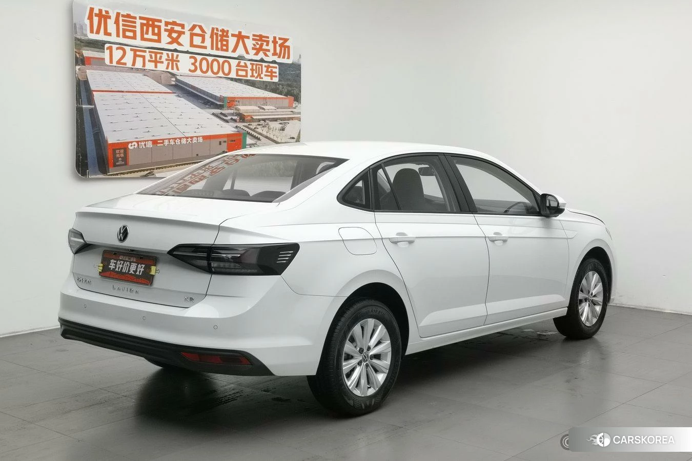 Volkswagen Lavida 2024 Белый из Китая, фото 3