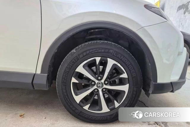 Toyota RAV4 Rongfang 2019 Белый из Китая, фото 3