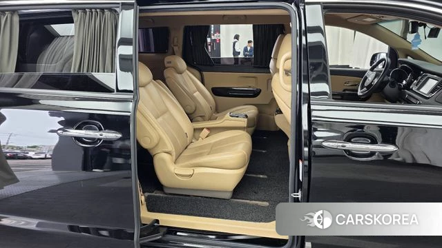 Kia The New Carnival 2019 Черный из Кореи, фото 3