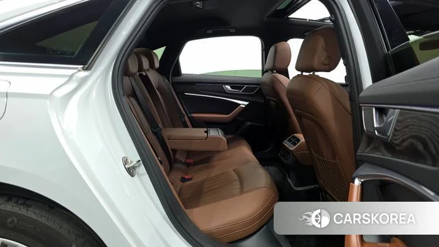 Audi A6 (C8) 2020 Белый из Кореи, фото 3