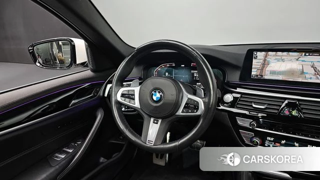 BMW 5 Series (G30) 2019 Белый из Кореи, фото 3