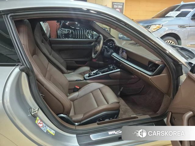 Porsche 911(992) 2024 Серебряный из Кореи, фото 3