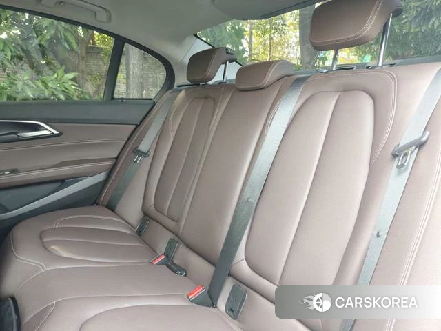 BMW 1 series id 3913909 из Китая 3