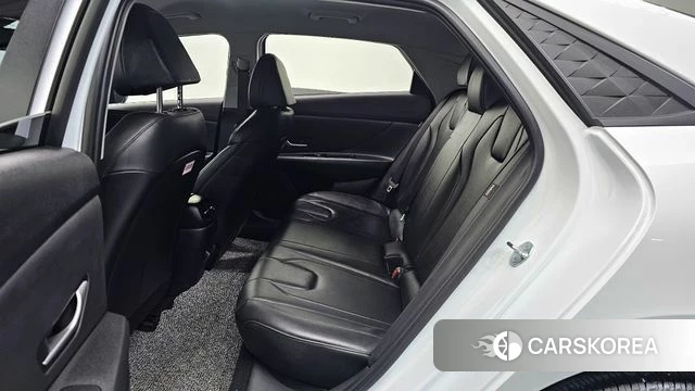 Hyundai The New Avante (CN7) 2024 Белый из Кореи, фото 3