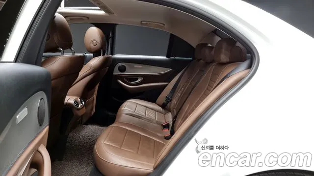 Mercedes-Benz E-Class W213 id 2717023 из Кореи 3