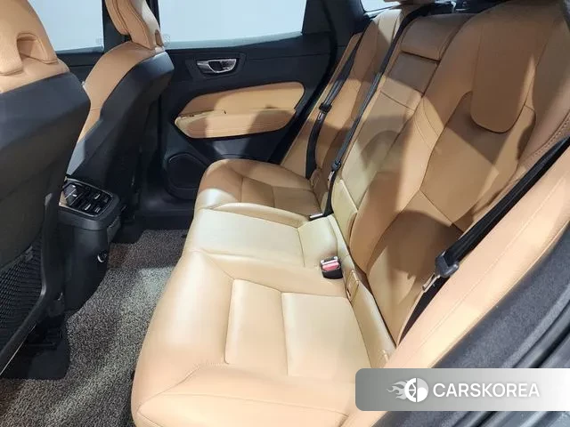 Volvo XC60 second Generation 2019 Серый из Кореи, фото 3
