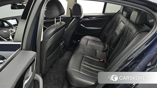 BMW 5 Series (G30) 2018 Синий из Кореи, фото 3