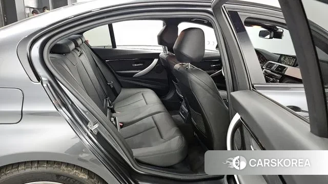 BMW 3 Series (F30) 2018 Серый из Кореи, фото 3