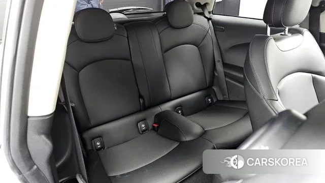 Mini Cooper 2018 Жемчужный цвет из Кореи, фото 3