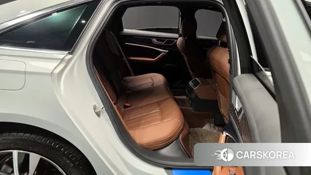 Audi A6 (C8) 2022 Белый из Кореи, фото 3